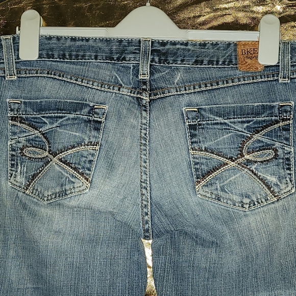 BKE Distressed Flare Jeans "Sabrina" - Picture 7 of 14